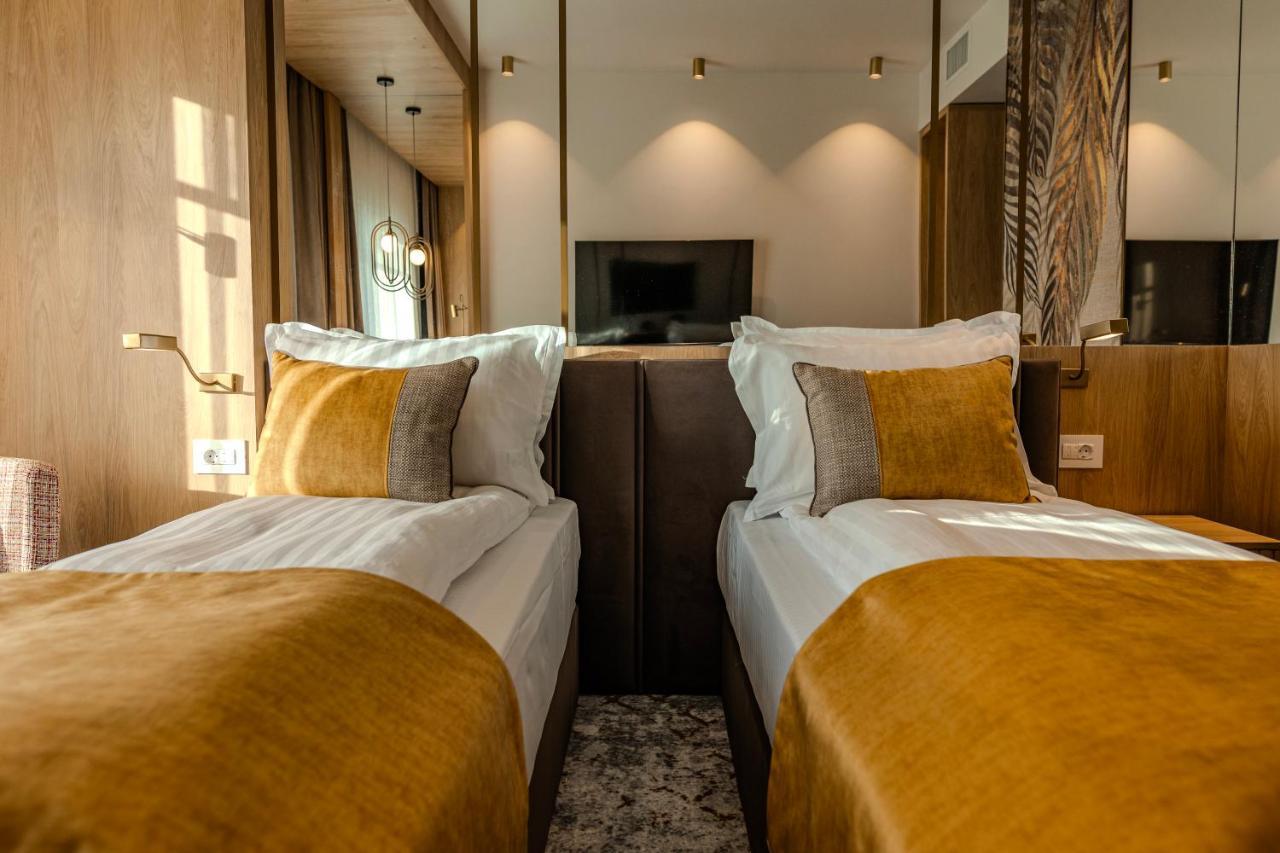 Hotel Branco 티미쇼아라 외부 사진