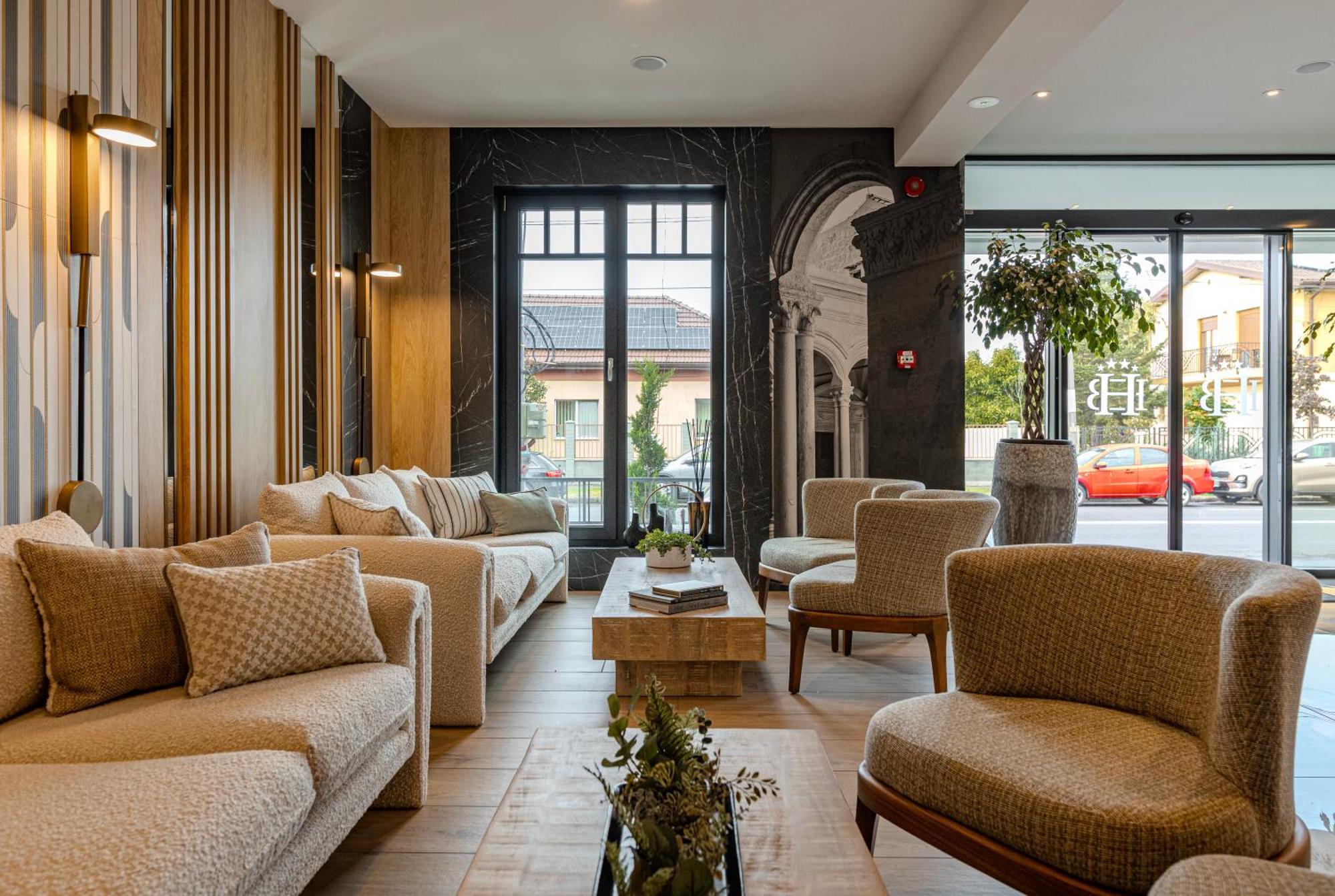 Hotel Branco 티미쇼아라 외부 사진