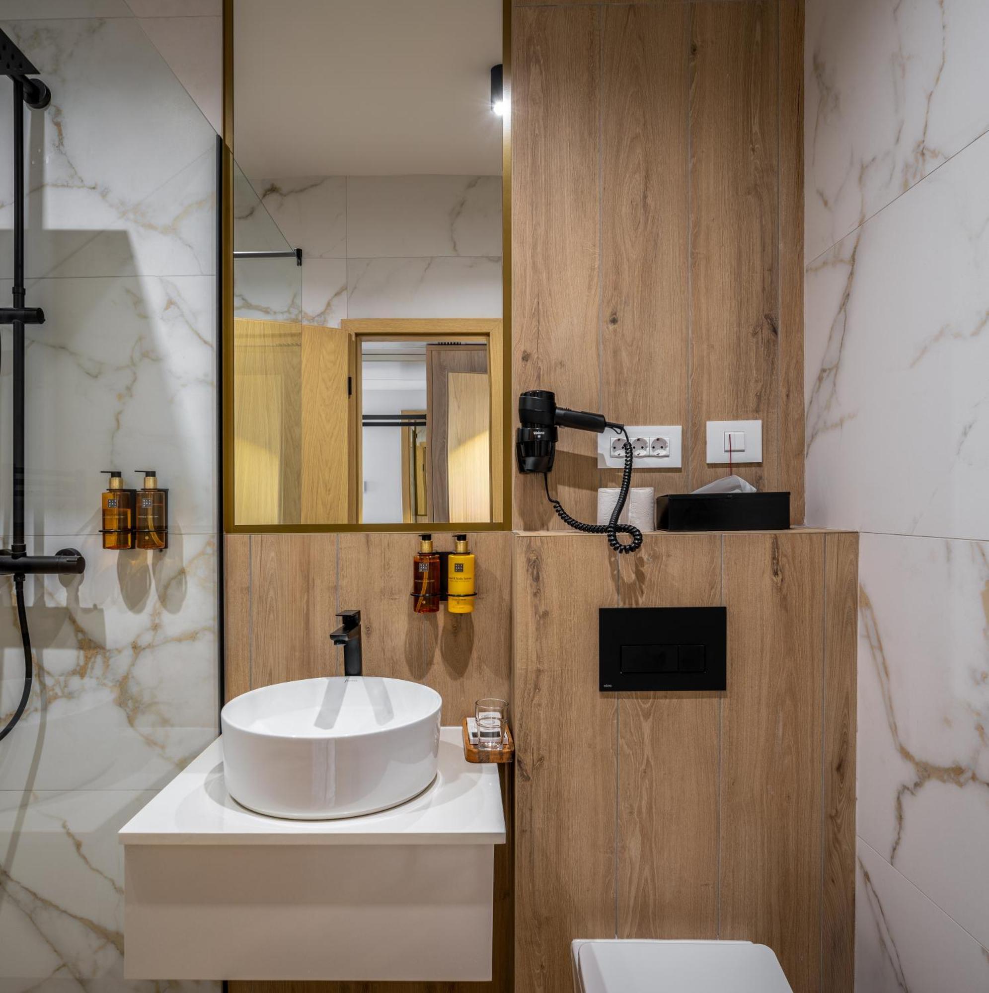 Hotel Branco 티미쇼아라 외부 사진